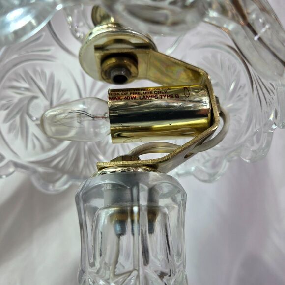 Boudoir Cut Glass Crystal Brass Night Light Dresser Lamp Vintage 11" Pinwheel - Picture 3 of 16